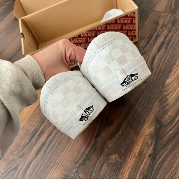 Vans Off The Wall Slip On Low Top Shoes Men Size 12 White New In Box - Picture 4 of 6